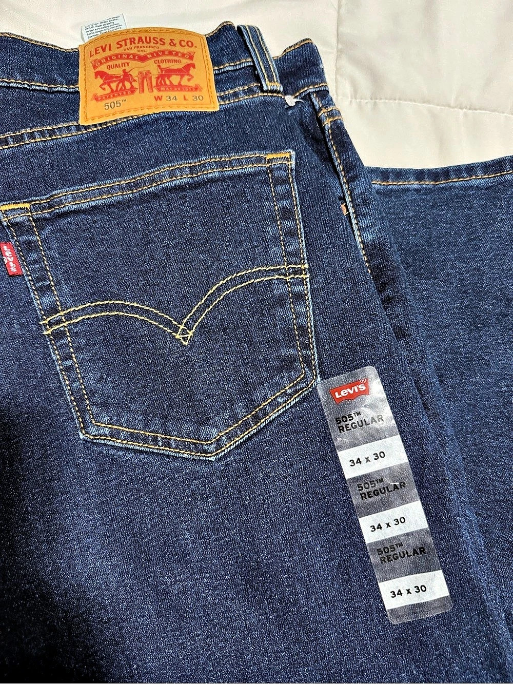 Levi's 505 Regular Men's Straight Jeans Waist 34 NWT